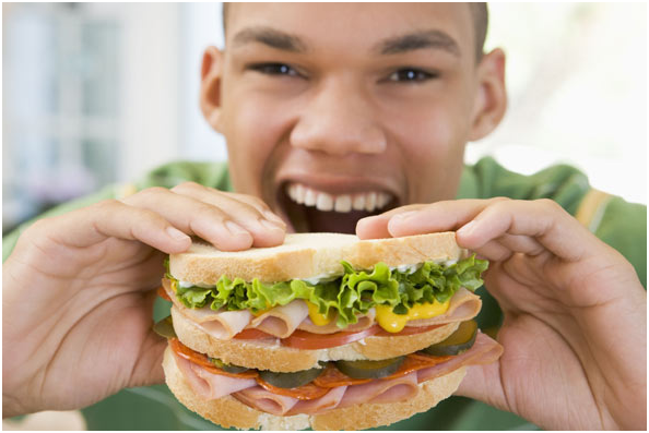 Ăn đủ các loại thức ăn sẽ giúp bạn tăng chiều cao ở tuổi 18 rất nhanh chóng